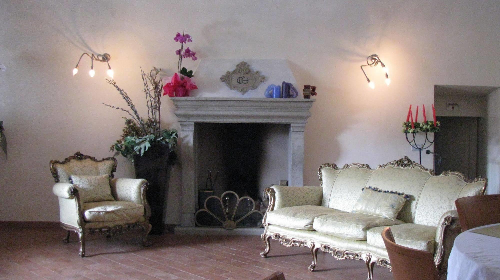 Corte Uccellanda Relais 3* Monzambano