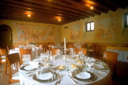Corte Uccellanda Relais Aparthotel Monzambano