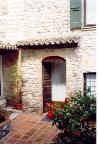 Aparthotel Corte Uccellanda Relais 3*